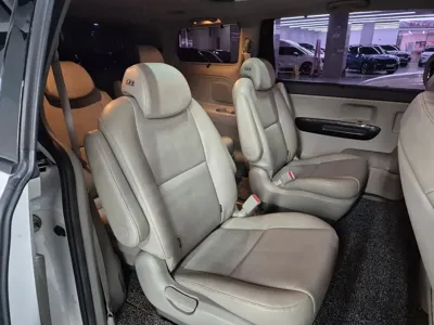 Kia Canival 2016, 183471 км, за 5993.49 USD - фото 11