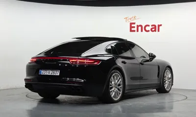 Porsche Panamera 2018, 97531 км, за 37638.94 USD