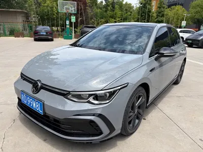 Volkswagen Golf · 2022 год
