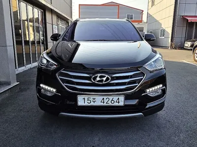 Hyundai Santafe 2016, 121399 км, за 8461.14 USD