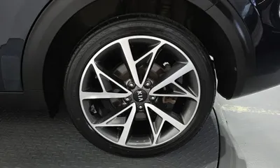 Kia Niro 2020, 111977 км, за 11916.39 USD - фото 21