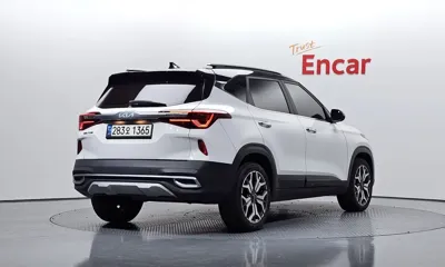 Kia Seltos 2023, 64522 км, за 14476.48 USD