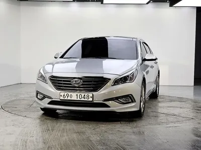 Hyundai Sonata 2015, 180000 км, за 4260.21 USD