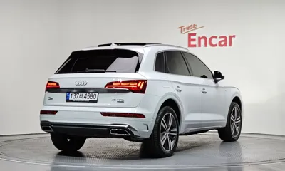 Audi Q5 2023, 8060 км, за 31456.93 USD