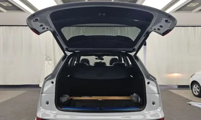 Audi Q5 2023, 8060 км, за 31456.93 USD - фото 20