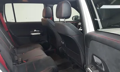Mercedes-Benz GLB-Class 2022, 9414 км, за 31053.84 USD - фото 10