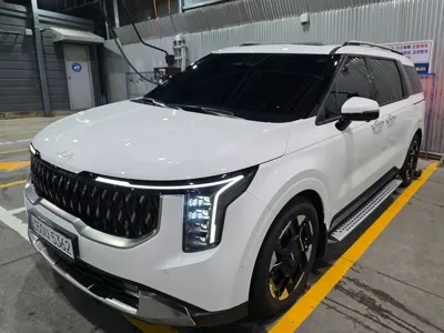 Kia Canival · 2025 год