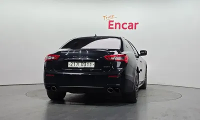 Maserati Ghibli