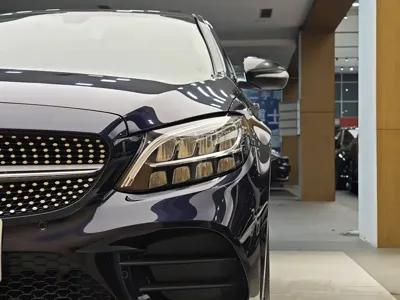 Mercedes-Benz C-Class 2020, 127700 км, за 16178.21 USD