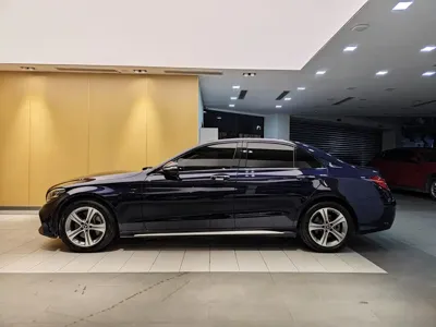 Mercedes-Benz C-Class 2020, 127700 км, за 16178.21 USD - фото 6