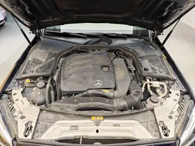 Mercedes-Benz C-Class 2020, 127700 км, за 16178.21 USD - фото 36
