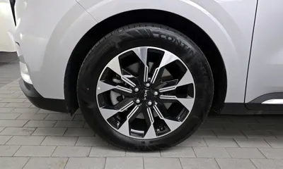 Kia Canival 2023, 22662 км, за 20416.25 USD