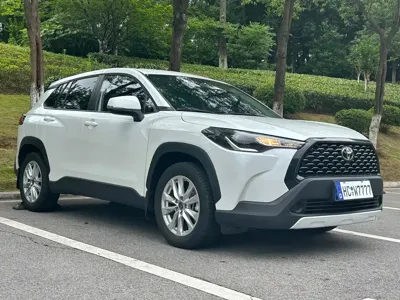 Toyota Corolla Cross 2024, 10000 км, за 9812.39 USD