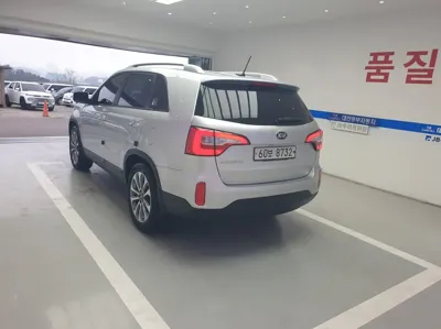 Kia Sorento 2014, 142594 км, за 4883.76 USD