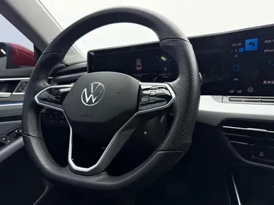 Volkswagen Lamando 2023, 28200 км, за 19714.43 USD - фото 15