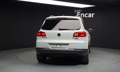 Volkswagen Tiguan 2014, 64795 км, за 5684.83 USD