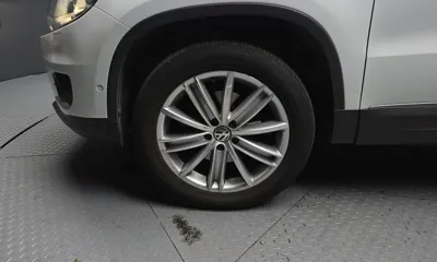 Volkswagen Tiguan 2014, 64795 км, за 5684.83 USD