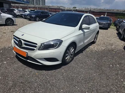 Mercedes-Benz A-Class 2015, 182000 км, за 4163.42 USD