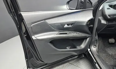 Peugeot 3008 2019, 93802 км, за 9122.16 USD - фото 24