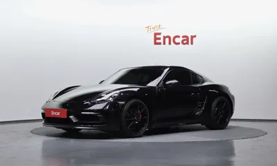 Porsche 718 · 2021 год