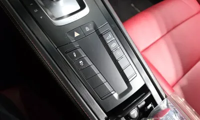 Porsche 718 2021, 33048 км, за 43701.95 USD - фото 19