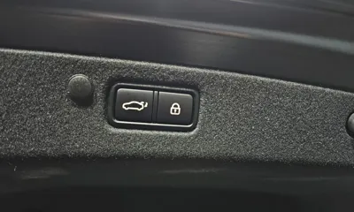 Hyundai Grandeur 2020, 84487 км, за 18314.3 USD - фото 34