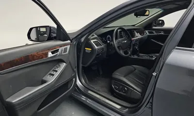 Hyundai Genesis 2016, 113974 км, за 7745.83 USD - фото 10