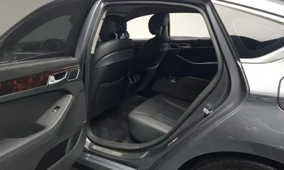 Hyundai Genesis 2016, 113974 км, за 7745.83 USD - фото 11