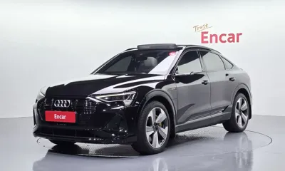 Audi e-tron · 2022 год