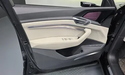 Audi e-tron 2022, 88326 км, за 31205.23 USD - фото 24