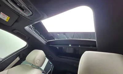 Audi e-tron 2022, 88326 км, за 31205.23 USD - фото 32