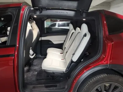 Tesla Model X 2023, 67990 км, за 91221.64 USD - фото 8