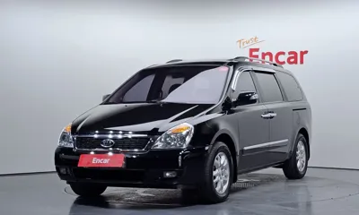 Kia Canival · 2012 год