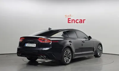 Kia Stinger 2018, 112903 км, за 9556 USD