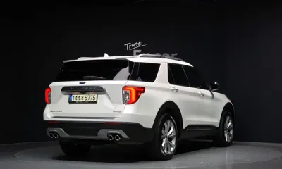 Ford Explorer 2021, 115336 км, за 16836.76 USD