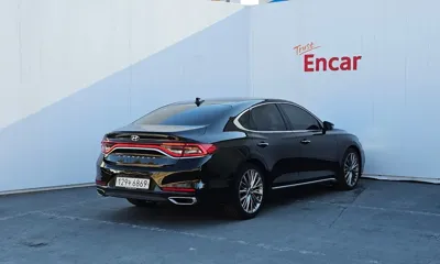 Hyundai Grandeur 2017, 113607 км, за 10264.89 USD