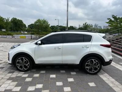 Kia Sportage 2019, 105309 км, за 10749.19 USD
