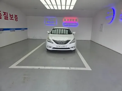 Hyundai Sonata · 2013 год