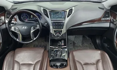 Hyundai Grandeur 2014, 152970 км, за 4488.68 USD - фото 7