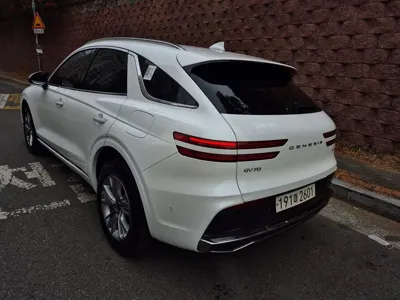 Genesis GV70 2025, 12500 км, за 28537.99 USD