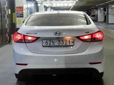 Hyundai Avante 2014, 125882 км, за 3633.96 USD