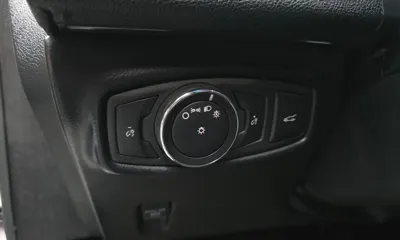 Lincoln MKZ 2015, 146789 км, за 3061.89 USD - фото 17