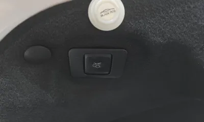 Lincoln MKZ 2015, 146789 км, за 3061.89 USD - фото 20