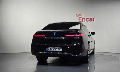 BMW 7-Series 2024, 23967 км, за 74592.87 USD