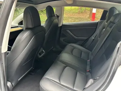 Tesla Model 3 2020, 72000 км, за 14608.35 USD - фото 8