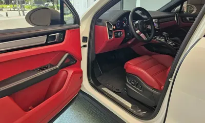 Porsche Cayenne 2023, 7031 км, за 80740.45 USD - фото 7