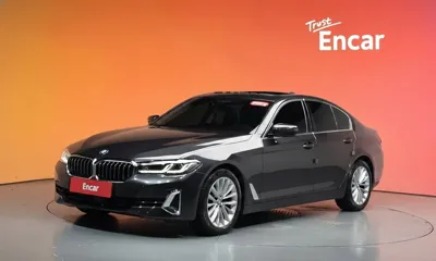 BMW 5-Series · 2022 год