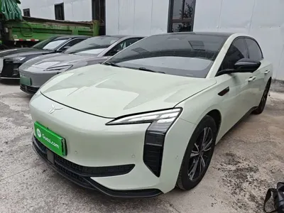 Hongqi Hongqi EH7 · 2024 год