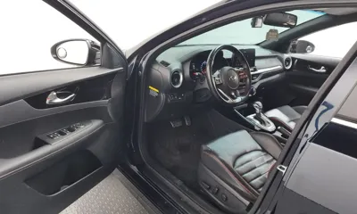 Kia K3 2019, 80481 км, за 8580.9 USD - фото 10