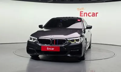 BMW 5-Series 2018, 187996 км, за 13661.21 USD